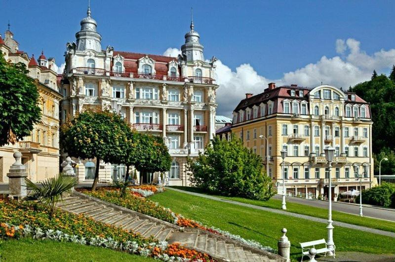 Apartmán na Karlovarské ul Mariánské Lázně Exterior foto